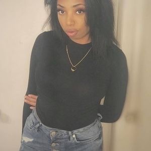 Meet your Posher, Tye